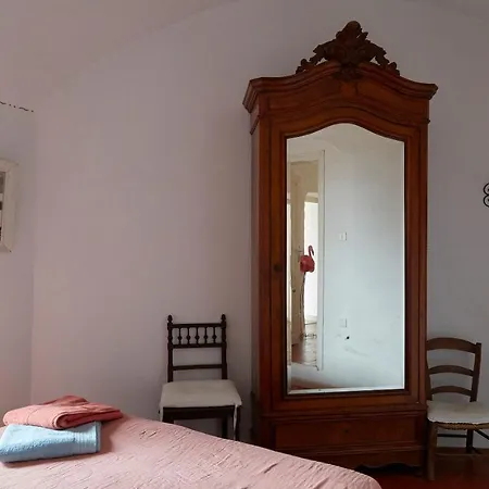 Voutee Au Village Panzió